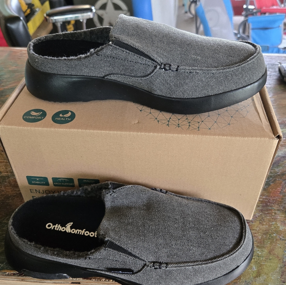 OrthoComfoot Men's Gray Slip-On Shoes